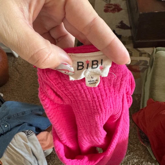 BiBi Fuchsia Ruffle Sleeve Blouse - Picture 2 of 4